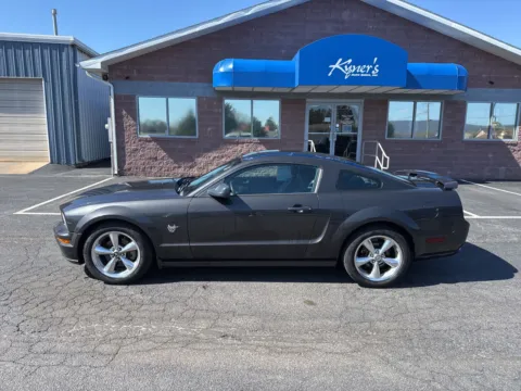 Photos of 2009 Ford Mustang for sale in Chambersburg, PA at Kyner's Auto Sales, Inc.