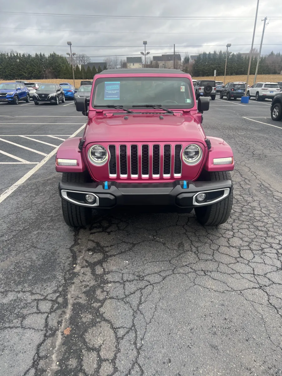 2022 Jeep Wrangler Unlimited Sahara 4xe — photo 8