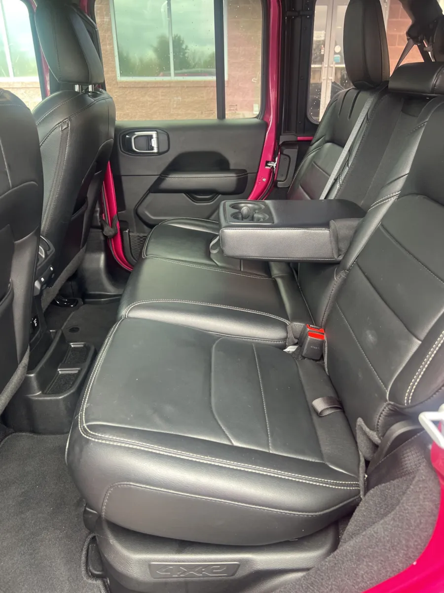 2022 Jeep Wrangler Unlimited Sahara 4xe — photo 21