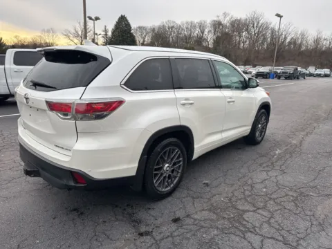 More photos of 2015 Toyota Highlander at Kyner's Auto Sales, Inc., PA