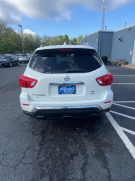 More photos of 2019 Nissan Pathfinder SL at Kyner's Auto Sales, Inc., PA