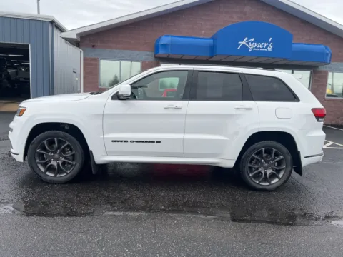 Another view of 2021 Jeep Grand Cherokee High Altitude for sale in Chambersburg, PA at Kyner's Auto Sales, Inc.