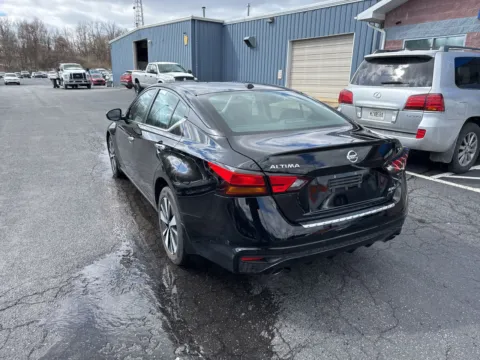 More photos of 2022 Nissan Altima 2.5 SV at Kyner's Auto Sales, Inc., PA