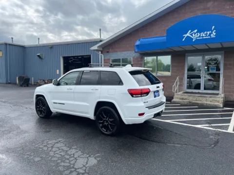 More photos of 2017 Jeep Grand Cherokee Altitude at Kyner's Auto Sales, Inc., PA