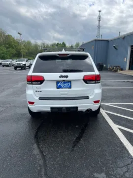 More photos of 2017 Jeep Grand Cherokee Altitude at Kyner's Auto Sales, Inc., PA