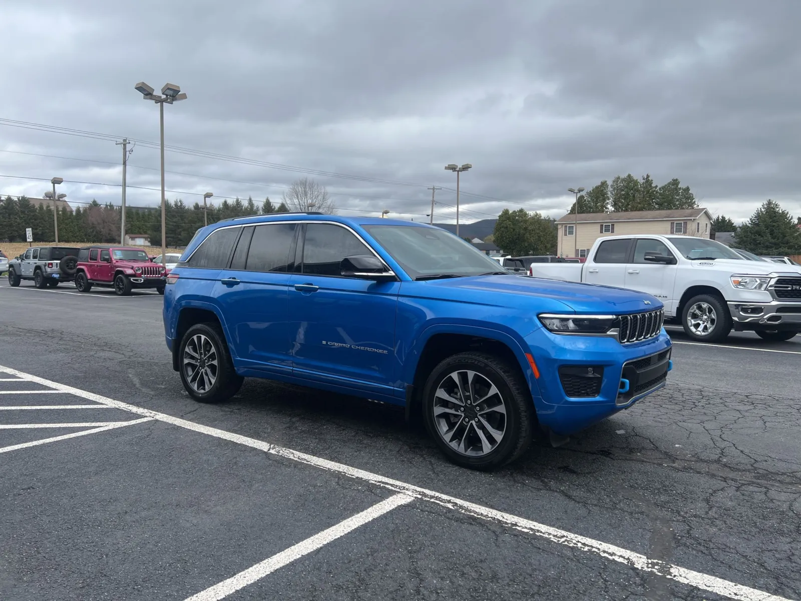2024 Jeep Grand Cherokee Overland 4xe — photo 7