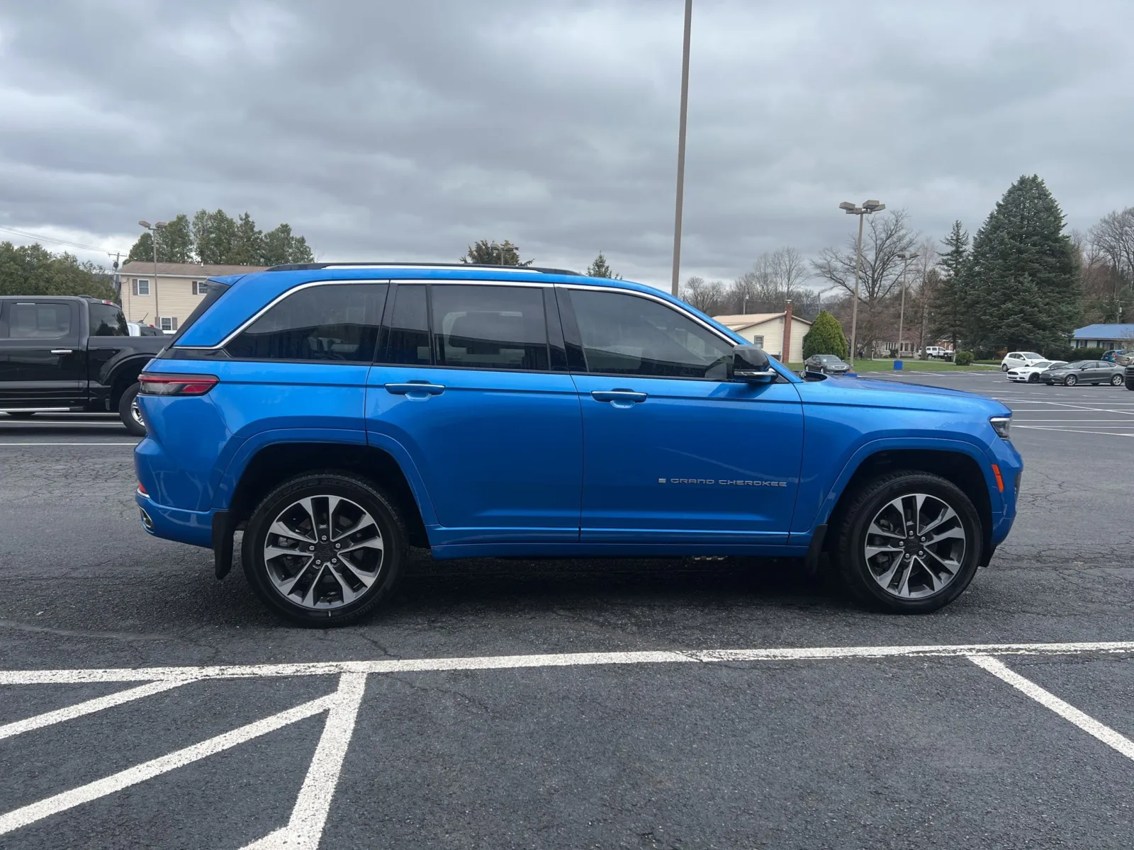 2024 Jeep Grand Cherokee Overland 4xe — photo 6