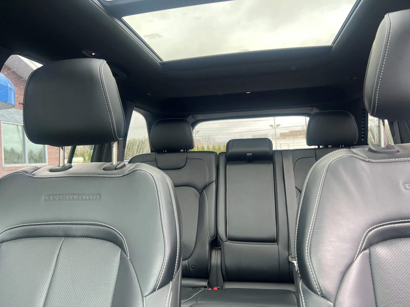 2024 Jeep Grand Cherokee Overland 4xe — photo 22