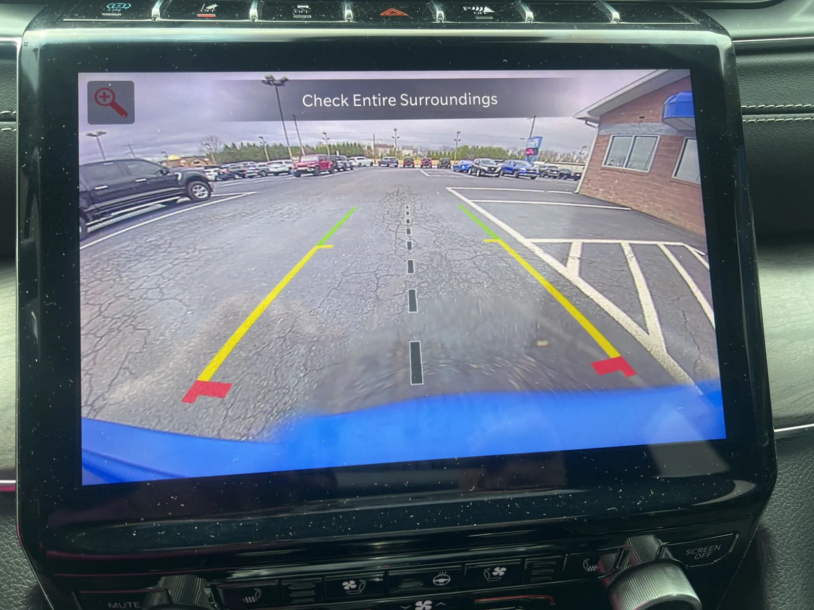 2024 Jeep Grand Cherokee Overland 4xe — photo 17
