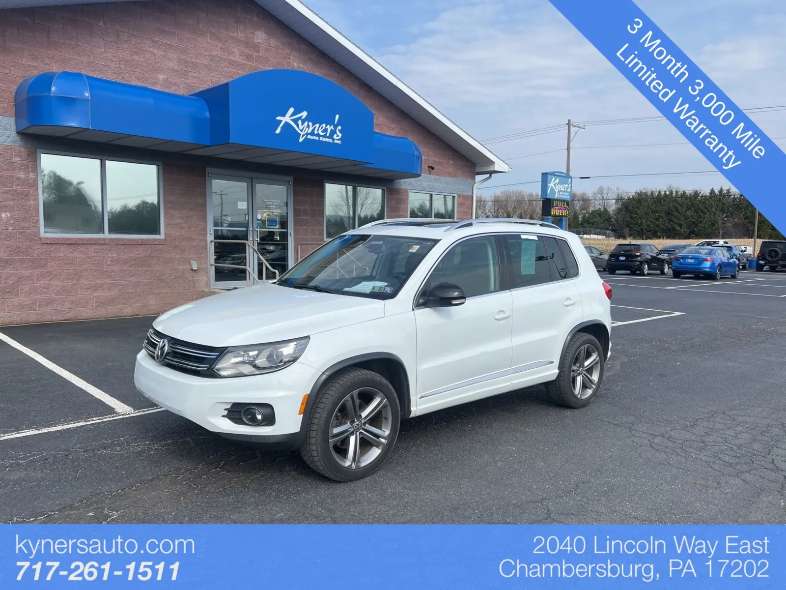 White 2017 Volkswagen Tiguan Sport for sale in Chambersburg, PA