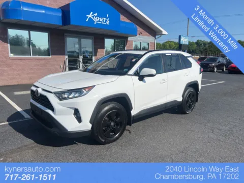 White 2020 Toyota RAV4 XLE for sale in Chambersburg, PA