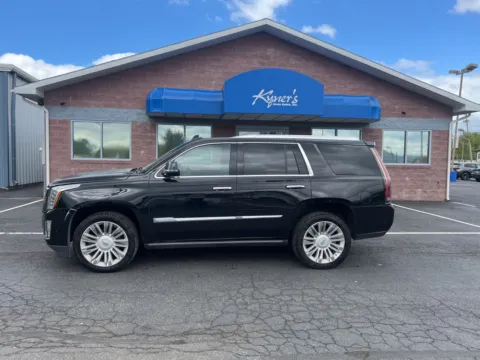 Another view of 2017 Cadillac Escalade Platinum Edition for sale in Chambersburg, PA at Kyner's Auto Sales, Inc.