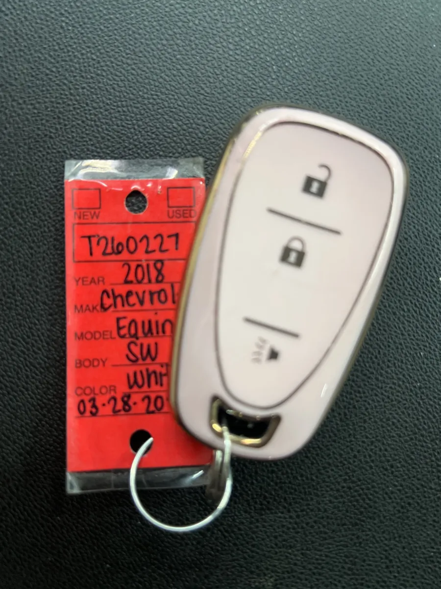 2018 Chevrolet Equinox LS — photo 24
