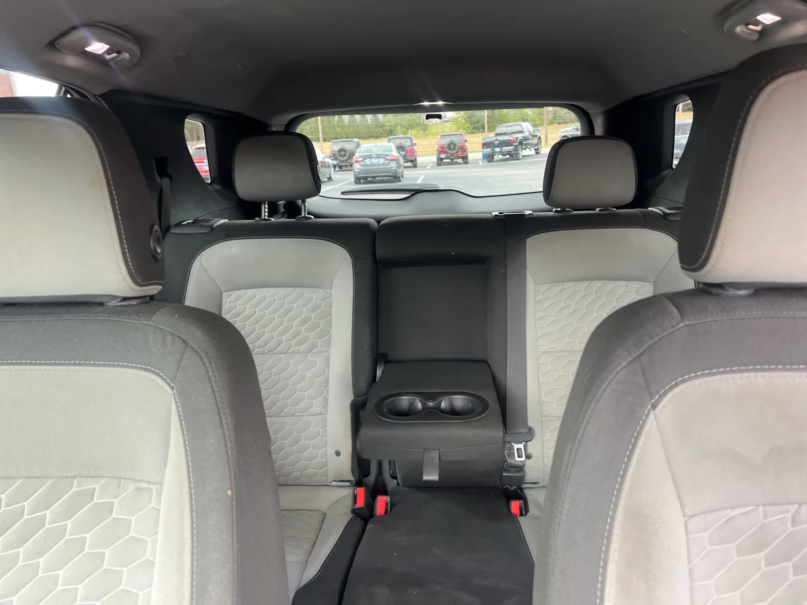 2018 Chevrolet Equinox LS — photo 19