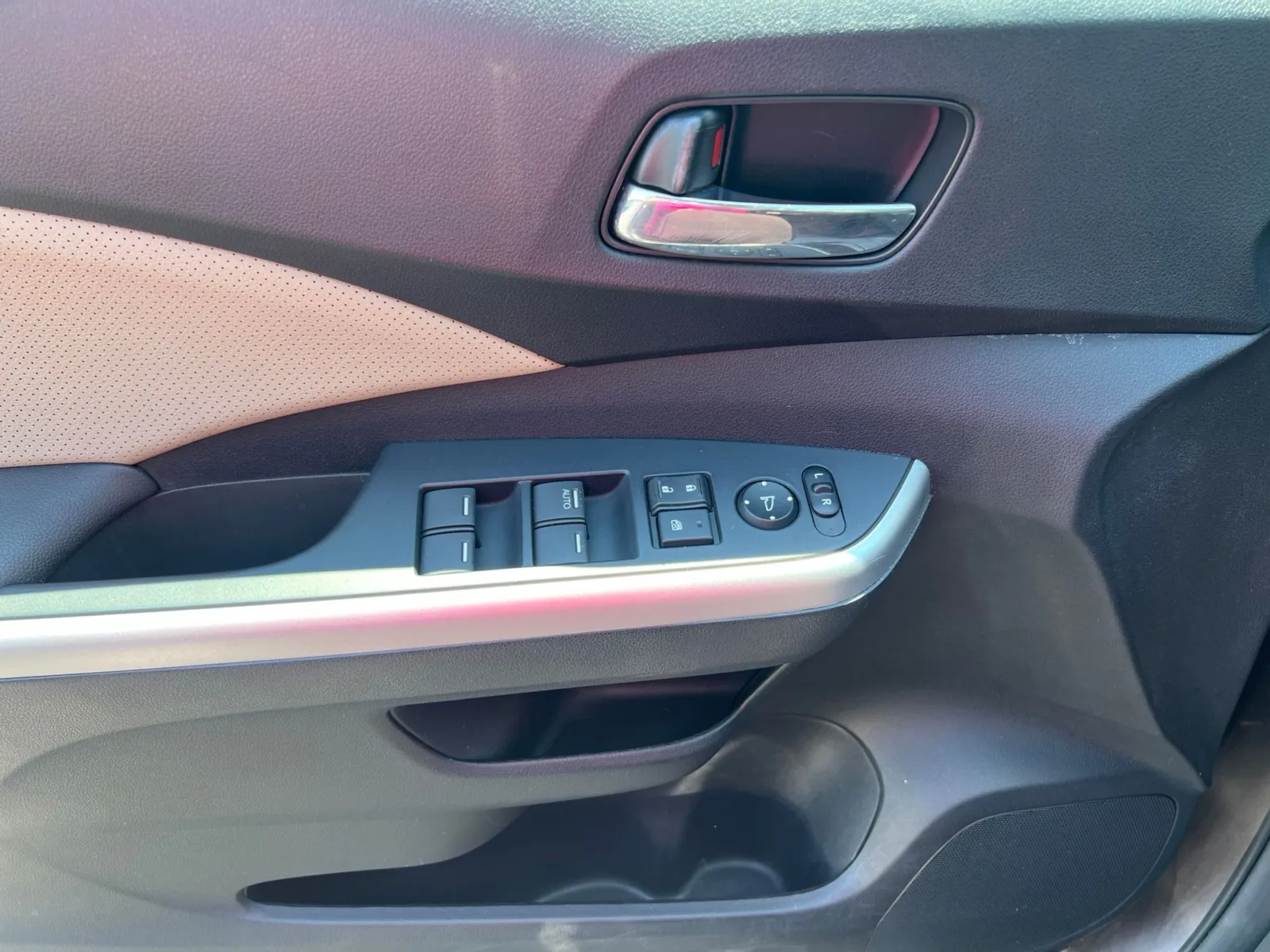 2016 Honda CR-V EX-L — photo 23