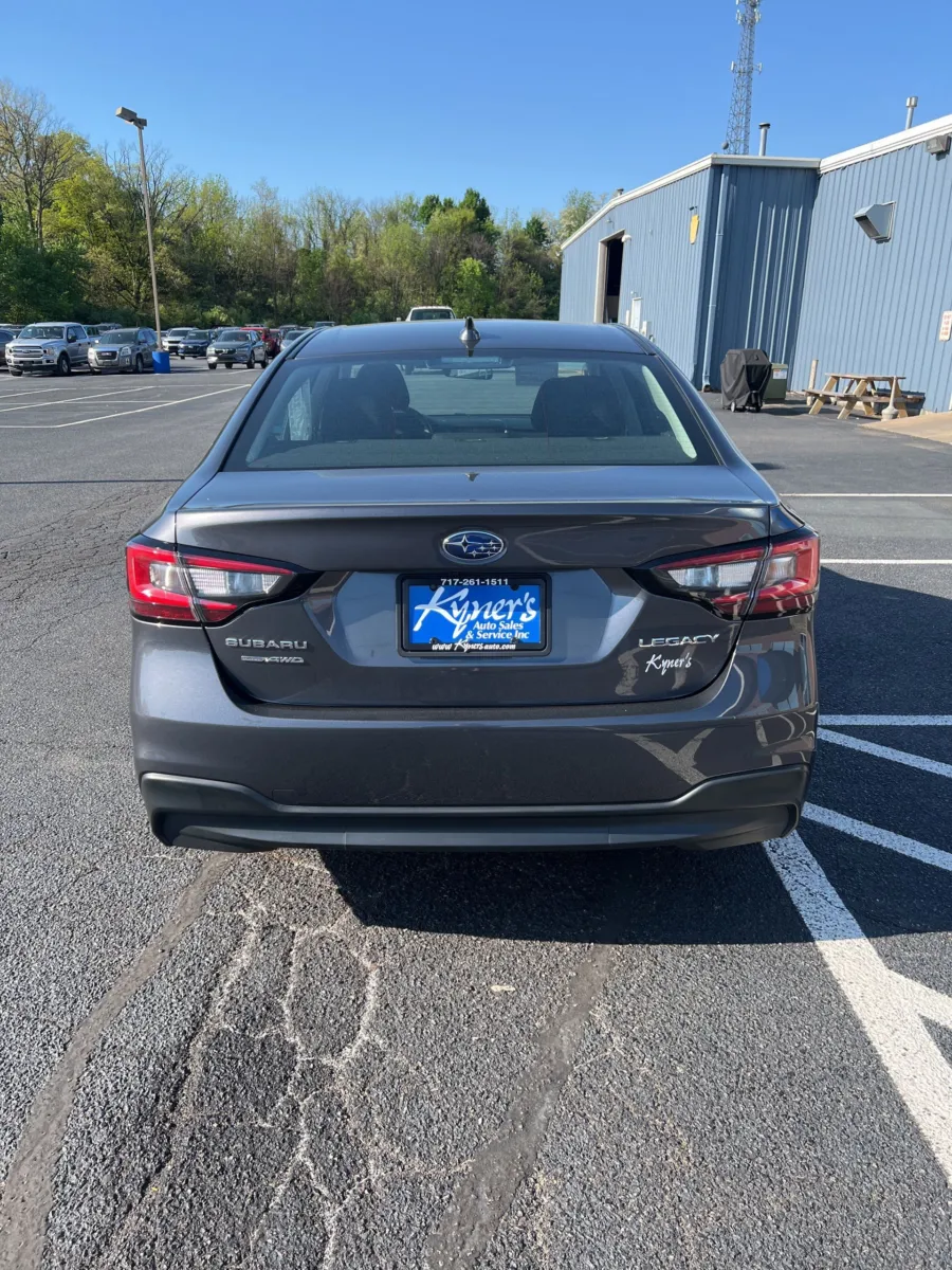2025 Subaru Legacy Base — photo 5