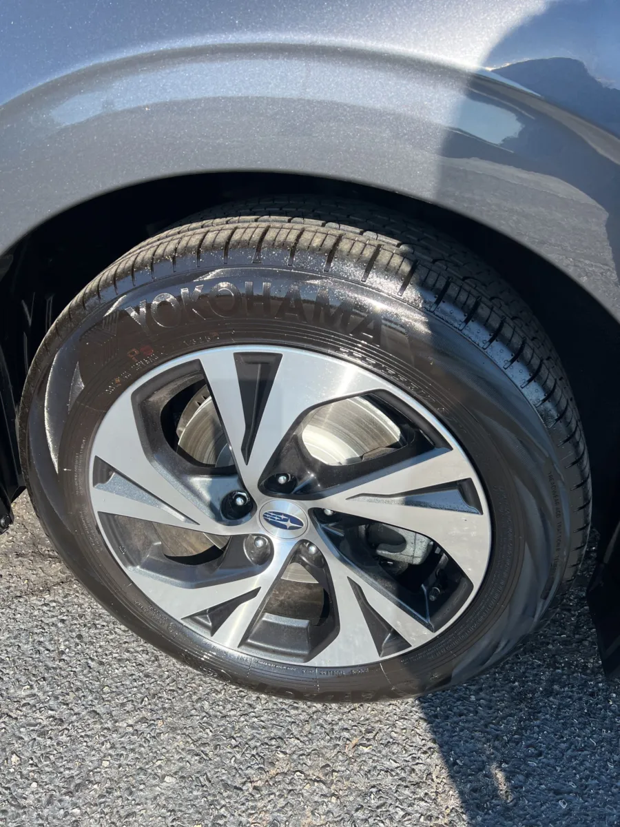 2025 Subaru Legacy Base — photo 10