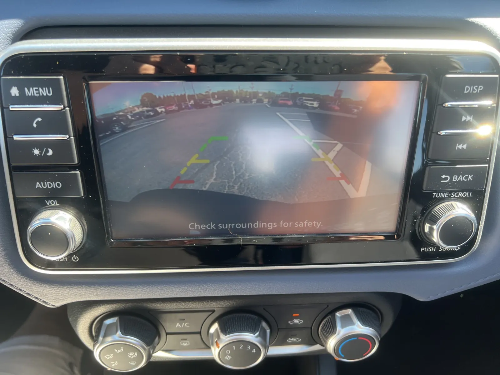 2024 Nissan Versa 1.6 SV — photo 19