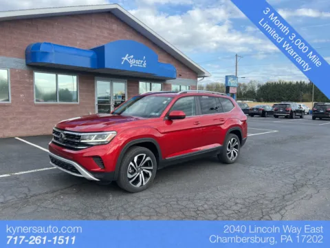 Red 2023 Volkswagen Atlas SEL for sale in Chambersburg, PA