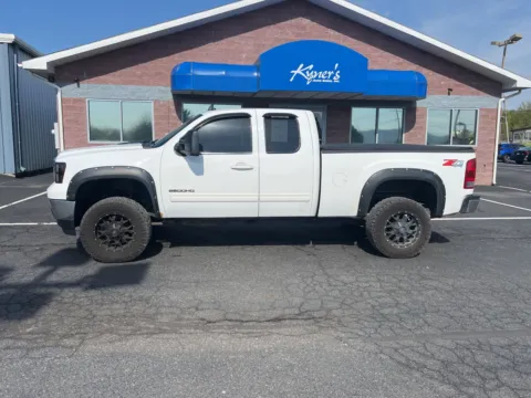 Photos of 2011 GMC Sierra 2500HD SLT for sale in Chambersburg, PA at Kyner's Auto Sales, Inc.