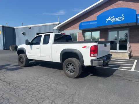 Another view of 2011 GMC Sierra 2500HD SLT for sale in Chambersburg, PA at Kyner's Auto Sales, Inc.