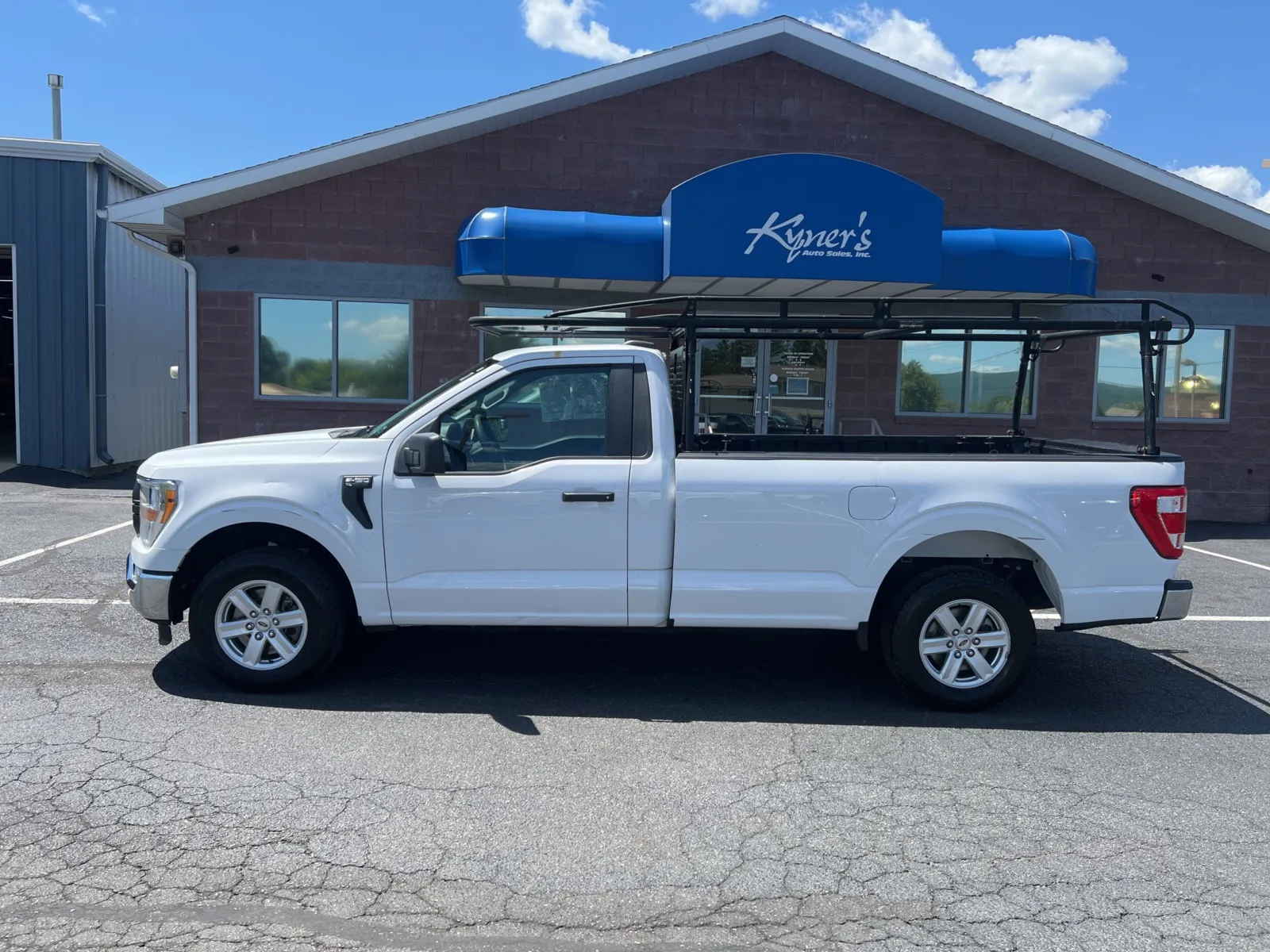 2021 Ford F-150 XL — photo 3