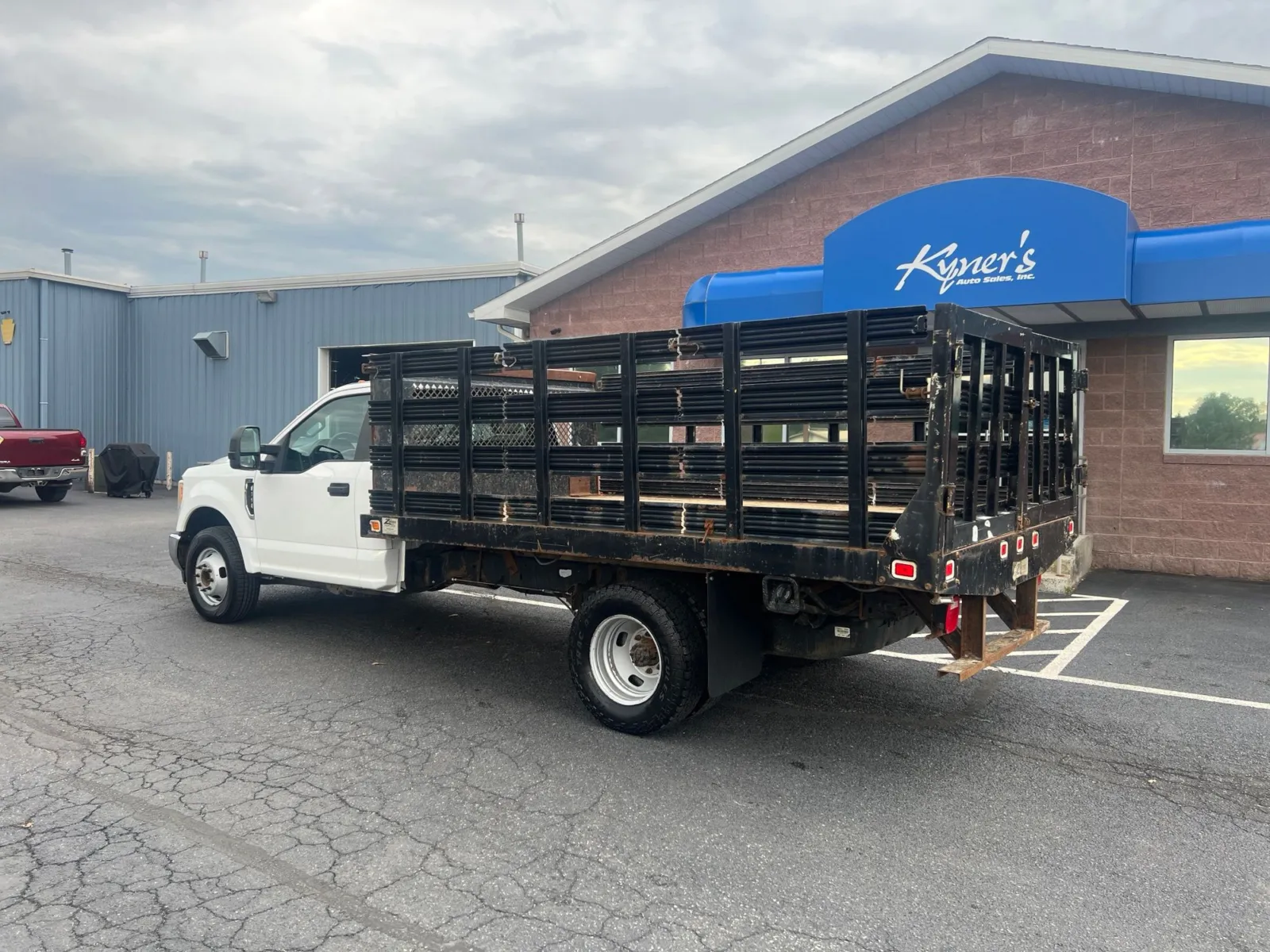 2017 Ford F-350SD XL — photo 3
