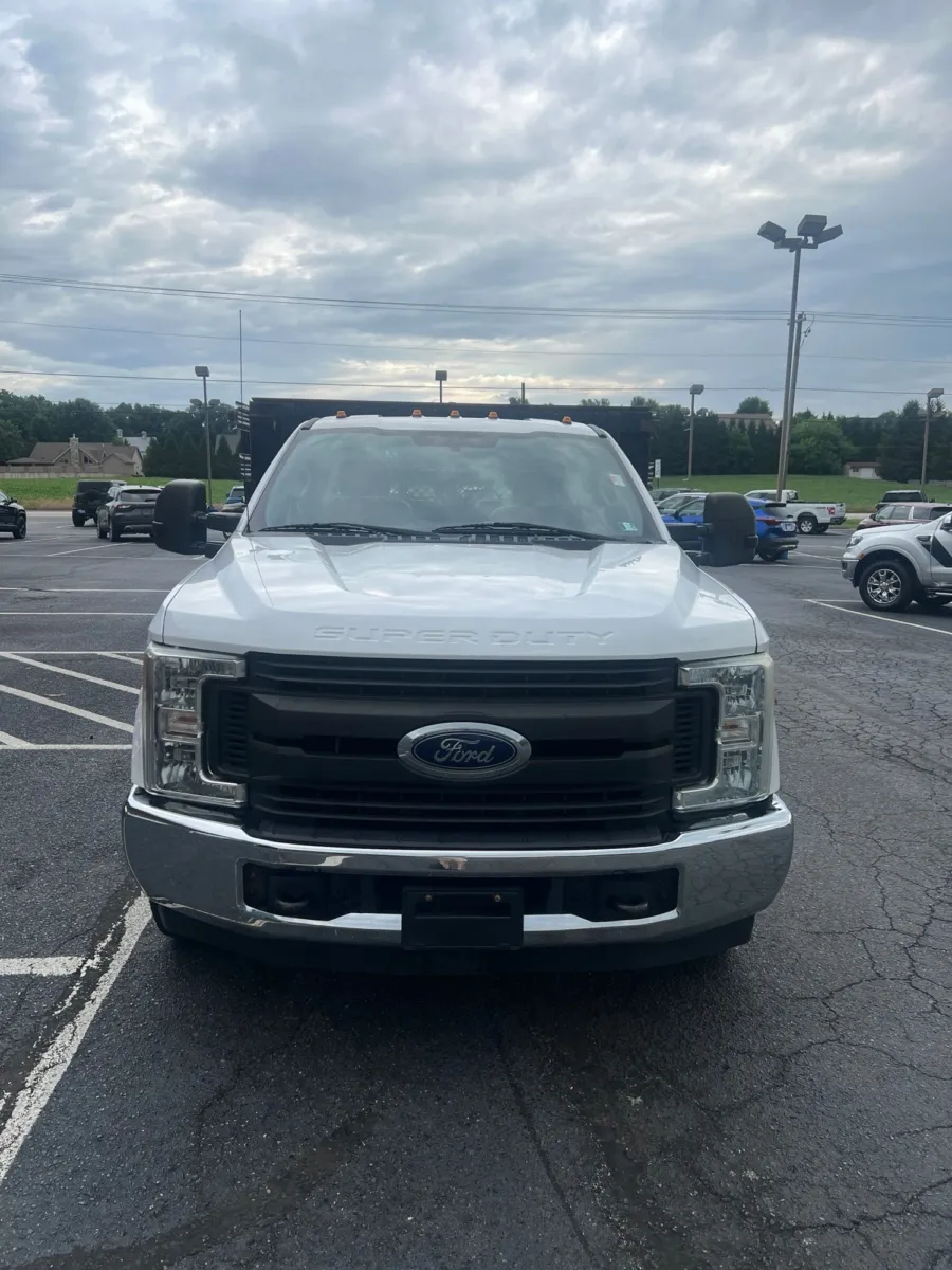 2017 Ford F-350SD XL — photo 8