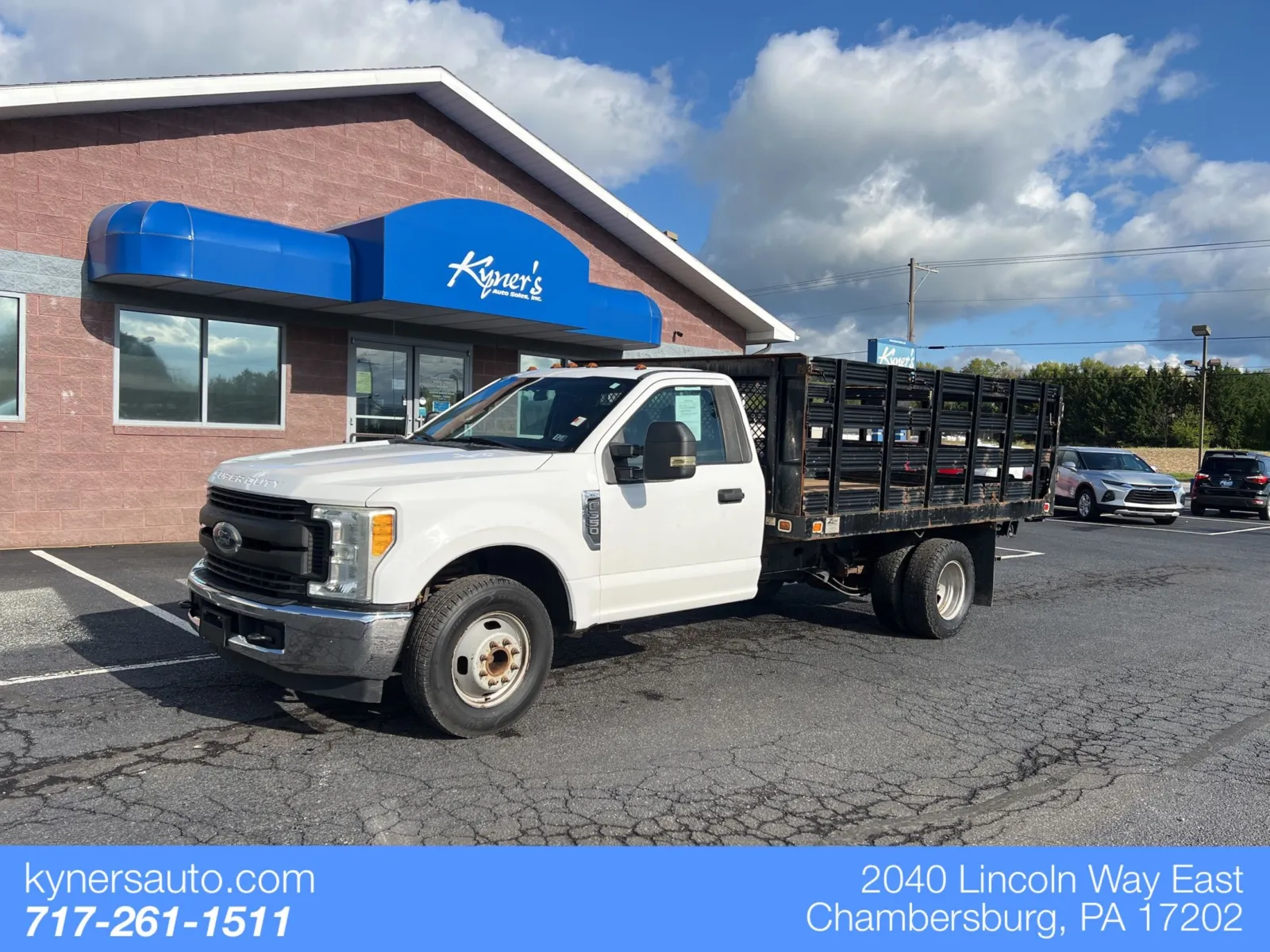 2017 Ford F-350 XL Regular Cab 145-In DRW's photo