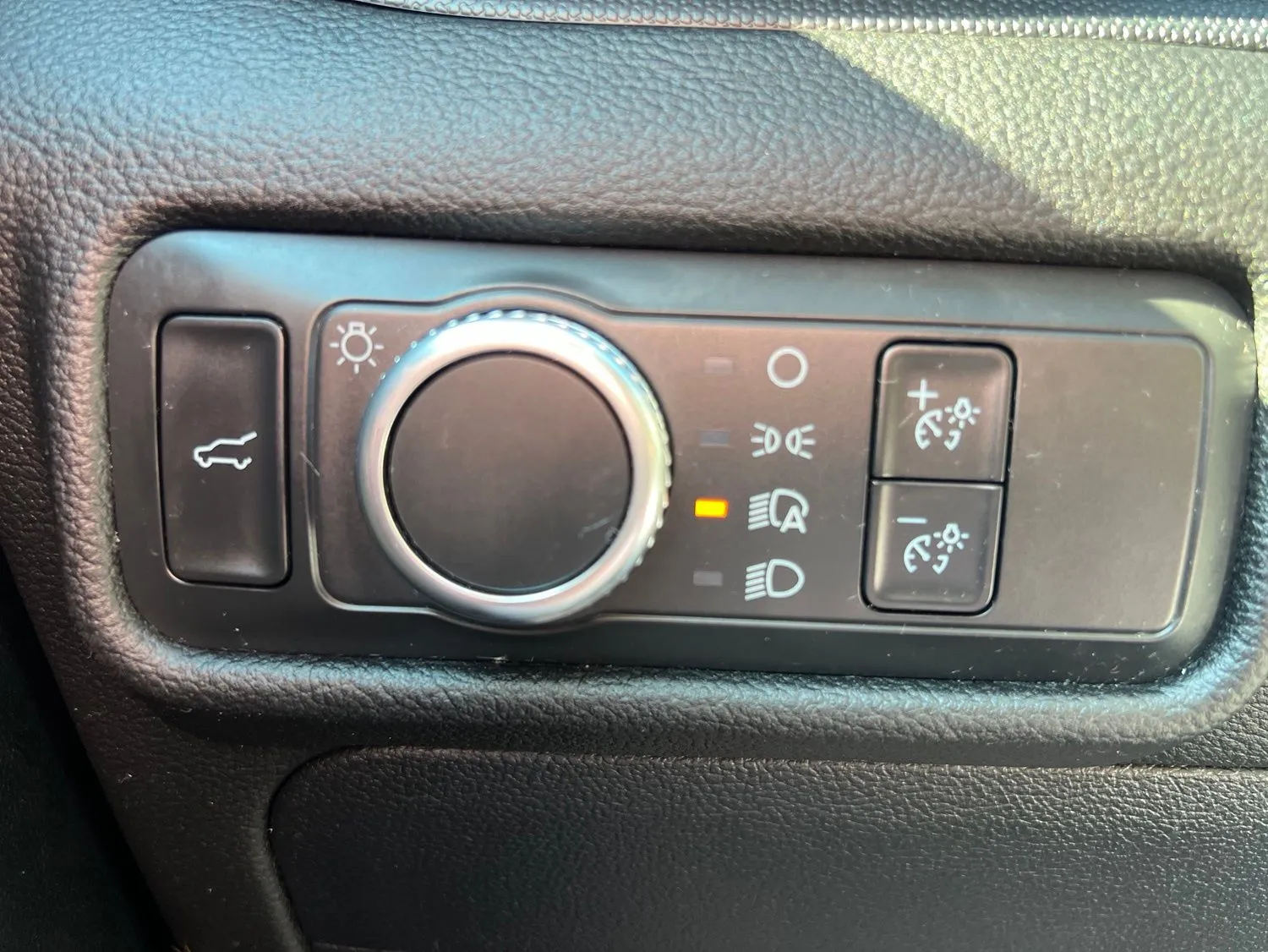 2022 Ford Explorer Base — photo 18