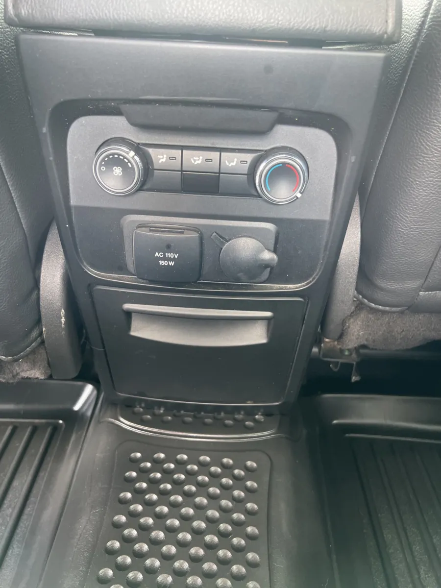2019 Ford Flex SEL — photo 25