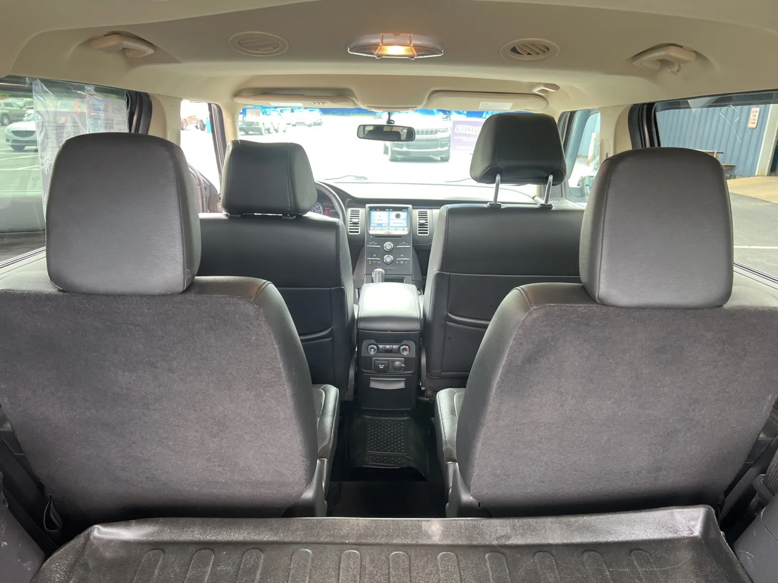 2019 Ford Flex SEL — photo 27