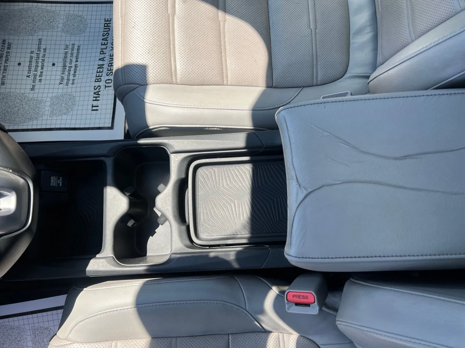 2017 Honda CR-V Touring — photo 19