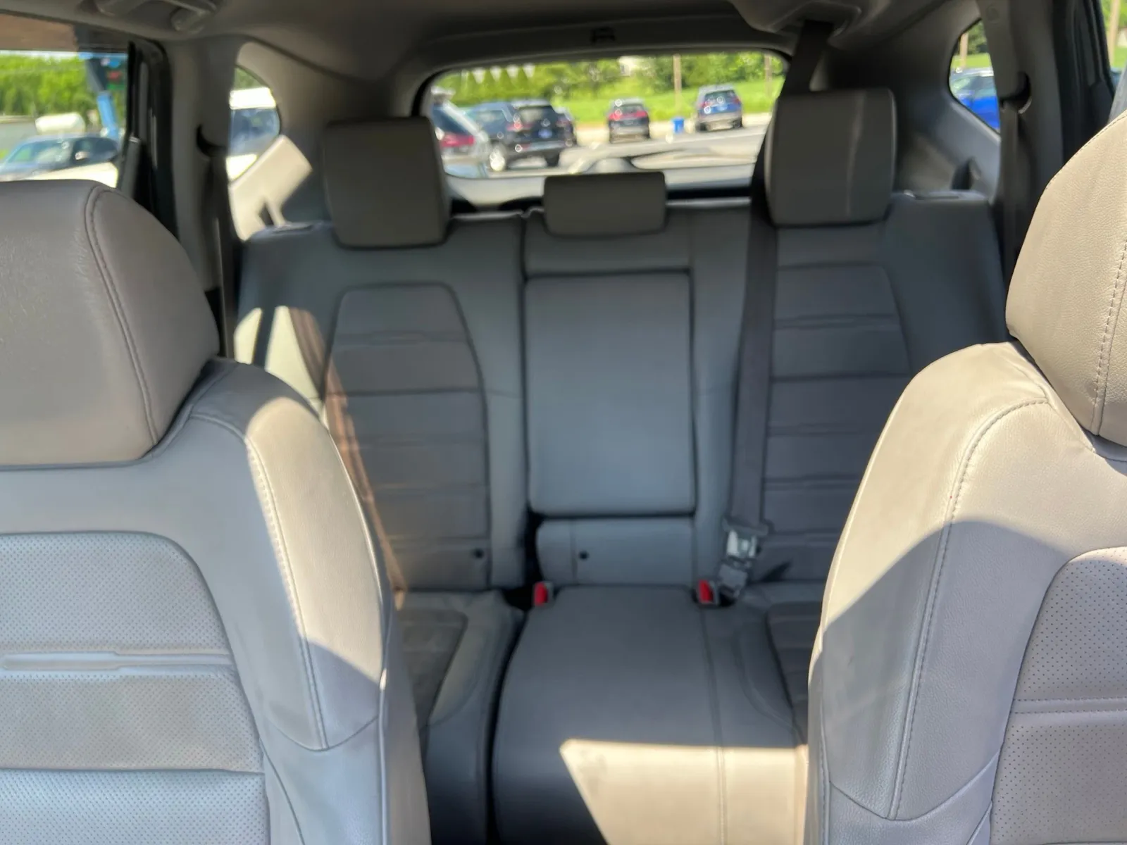 2017 Honda CR-V Touring — photo 24