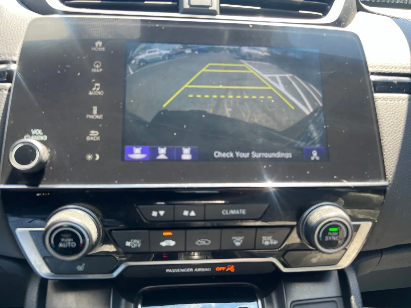 2017 Honda CR-V Touring — photo 17