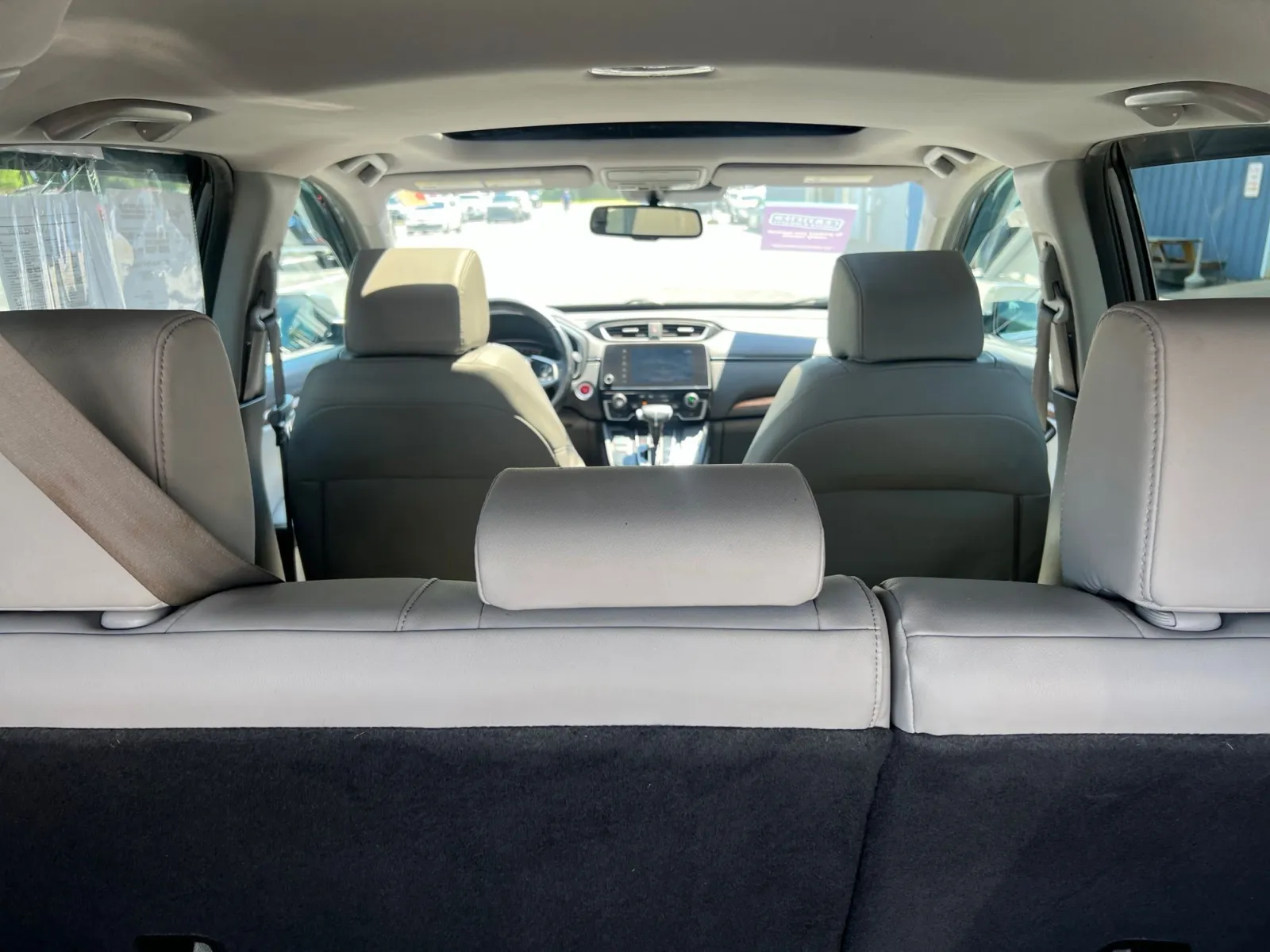 2017 Honda CR-V Touring — photo 28