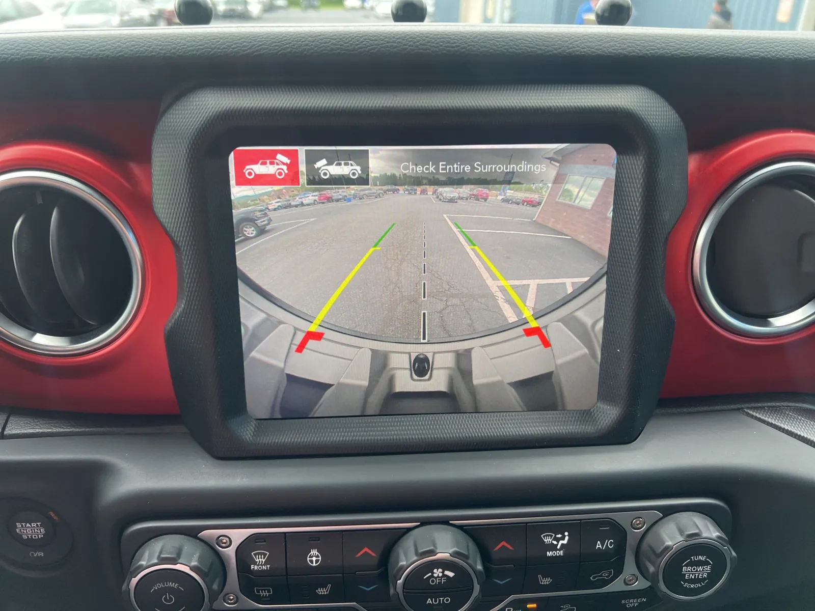 2021 Jeep Wrangler Unlimited Rubicon — photo 32