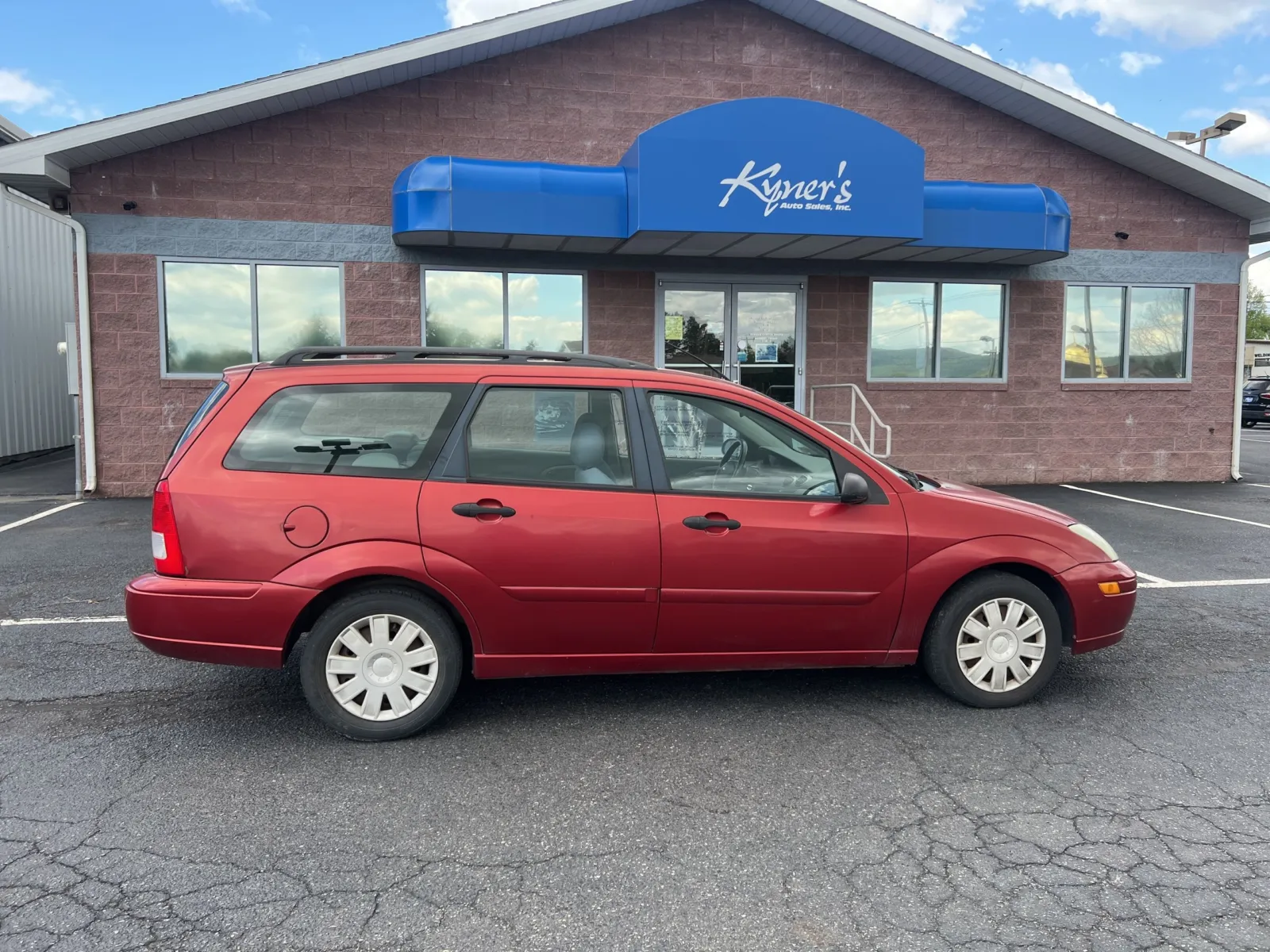 2004 Ford Focus SE — photo 2