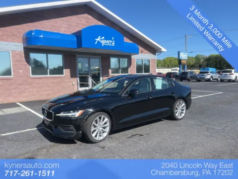 Black 2020 Volvo S60 T6 Momentum for sale in Chambersburg, PA