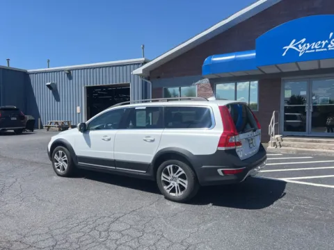 More photos of 2015 Volvo XC70 T5 Premier at Kyner's Auto Sales, Inc., PA