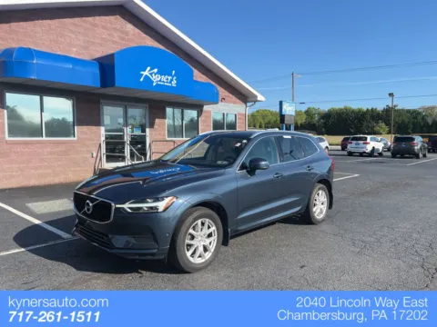 Blue 2019 Volvo XC60 T5 Momentum for sale in Chambersburg, PA