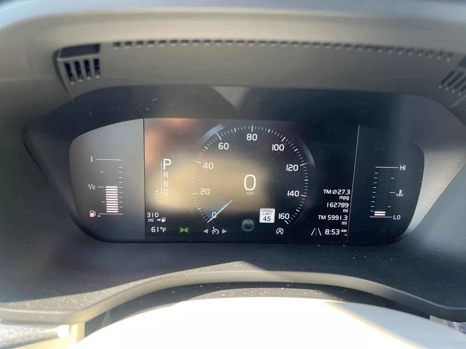 2019 Volvo XC60 T5 Momentum — photo 10