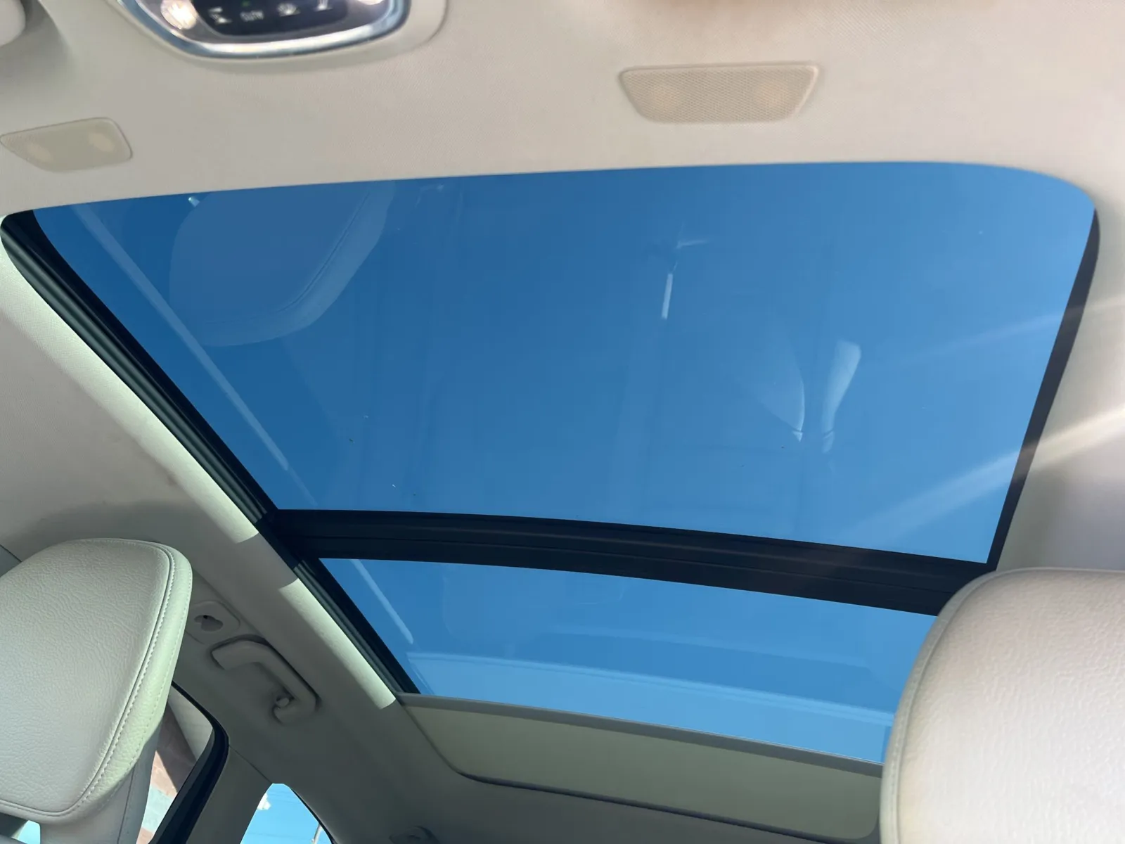 2019 Volvo XC60 T5 Momentum — photo 19