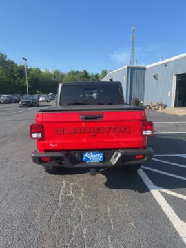 More photos of 2022 Jeep Gladiator Willys at Kyner's Auto Sales, Inc., PA