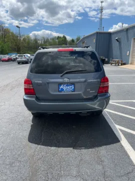 More photos of 2002 Toyota Highlander V6 at Kyner's Auto Sales, Inc., PA