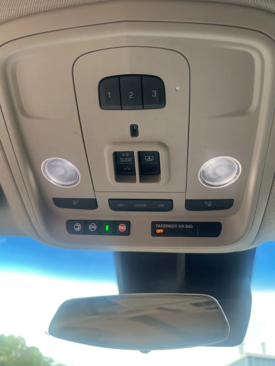 2019 Cadillac XTS Luxury — photo 17