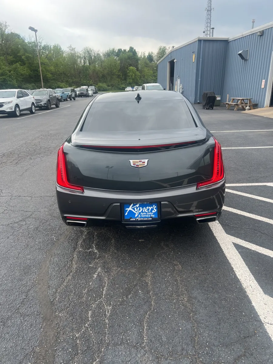 2019 Cadillac XTS Luxury — photo 5