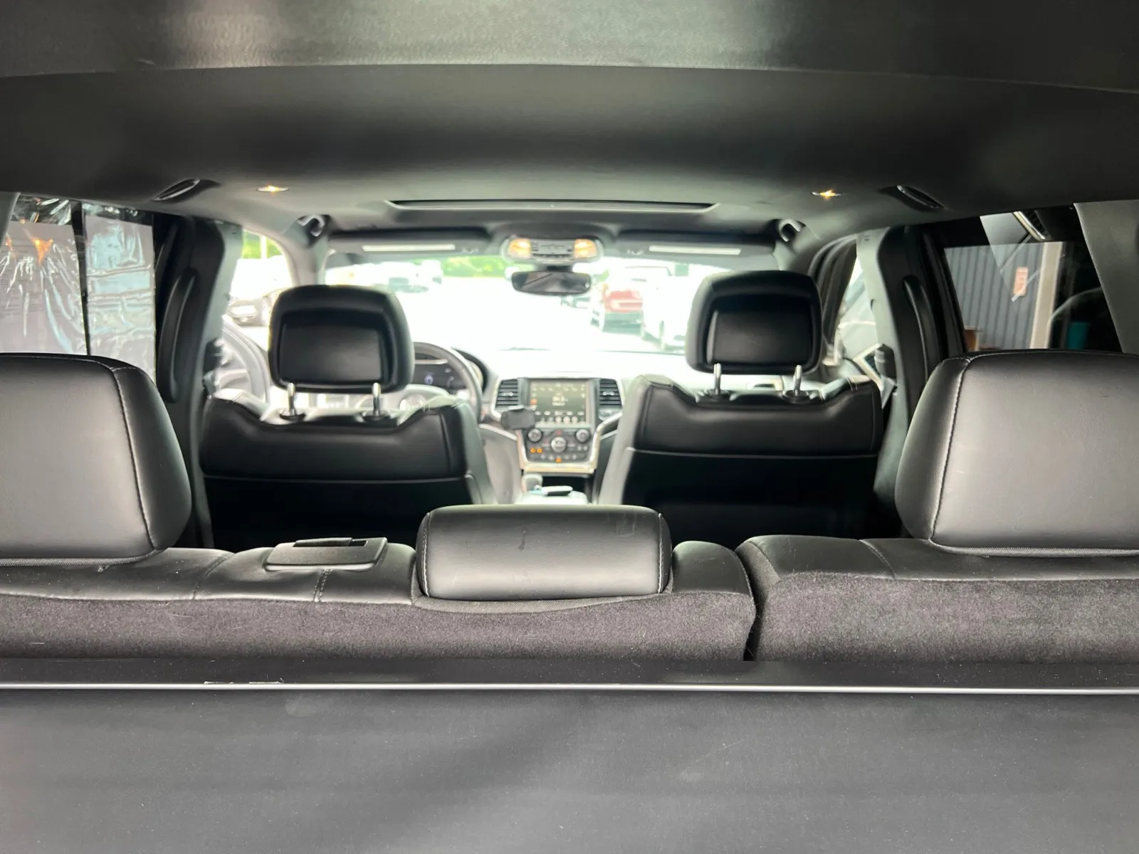 2017 Jeep Grand Cherokee Limited — photo 31