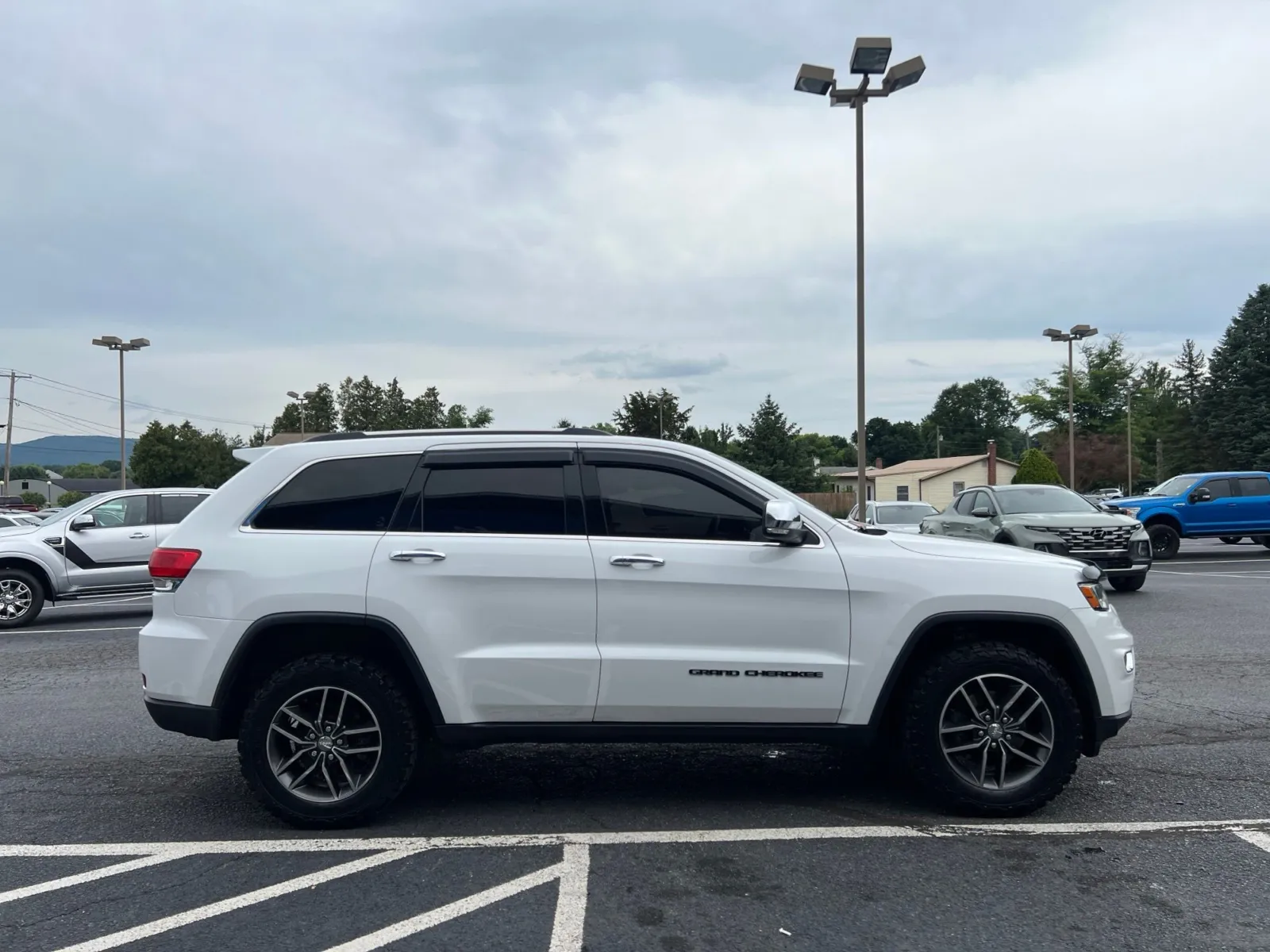 2017 Jeep Grand Cherokee Limited — photo 7