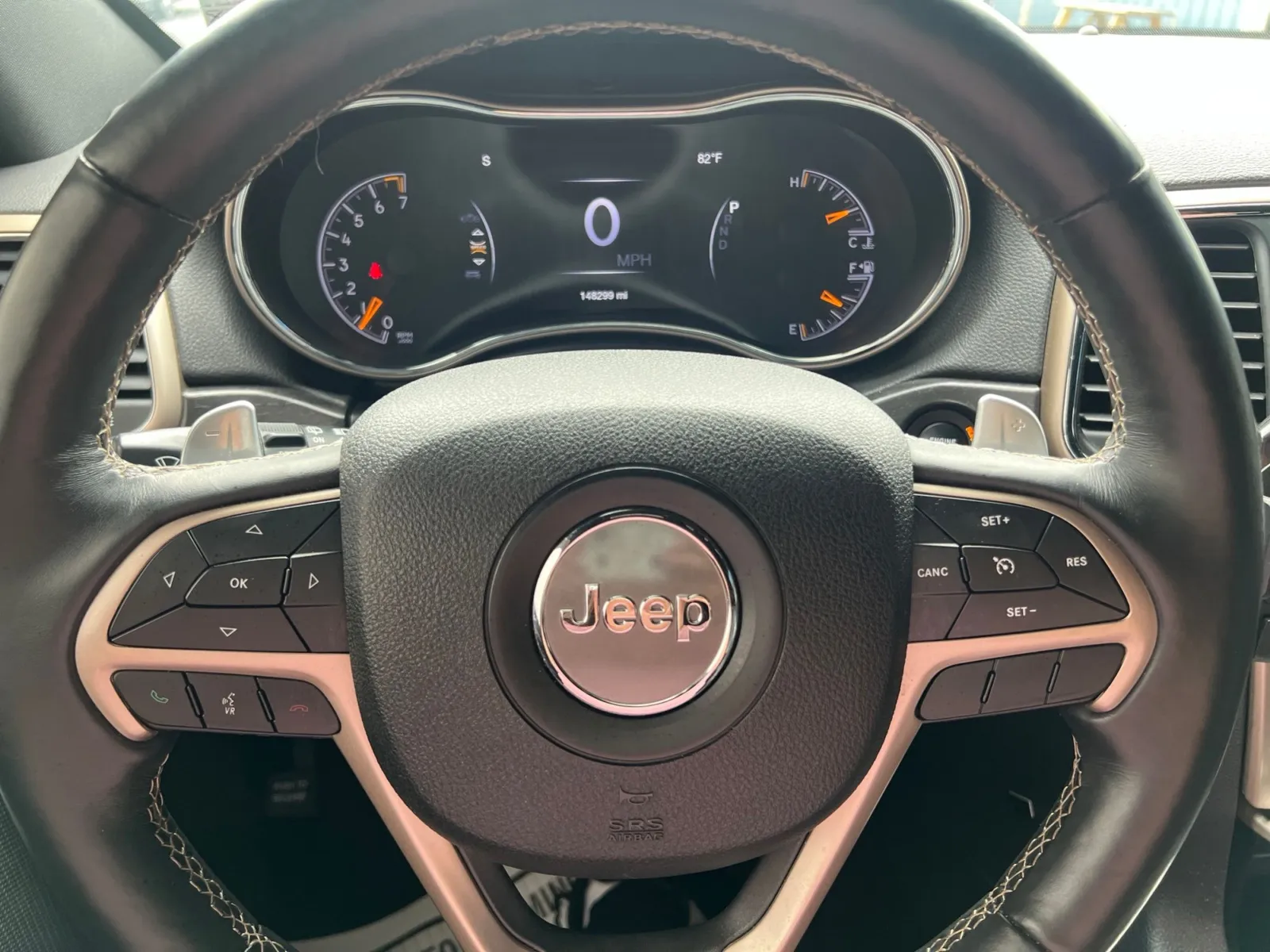 2017 Jeep Grand Cherokee Limited — photo 15